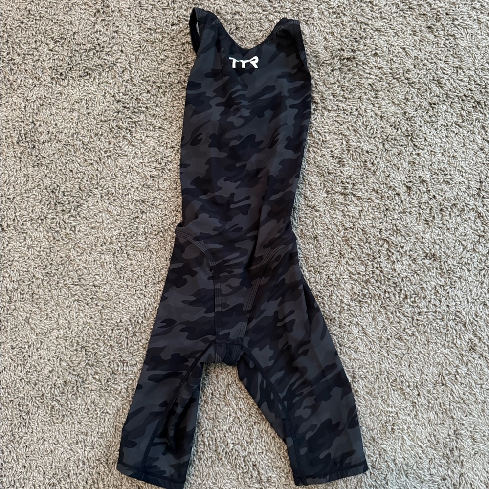 TYR Youth Fast Suit